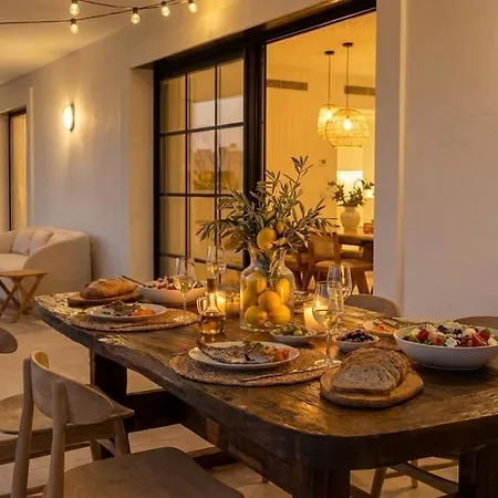 Villa Golondrinas Completly New 20 Minutes Walk Calm Area High Comodity And Decoration