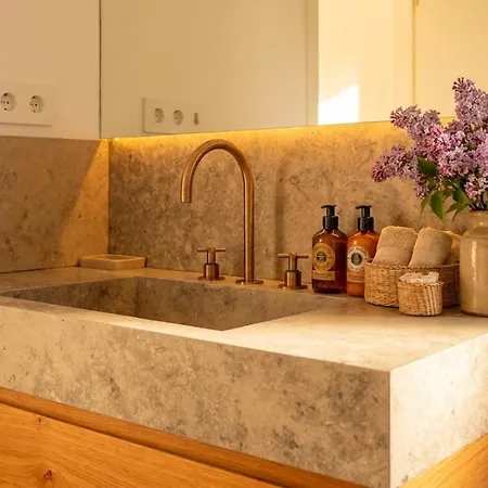 Golondrinas Completly New 20 Minutes Walk Calm Area High Comodity And Decoration Villa Sitges