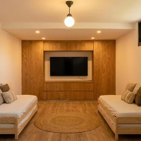 Golondrinas Completly New 20 Minutes Walk Calm Area High Comodity And Decoration Villa Sitges