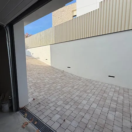 Golondrinas Completly New 20 Minutes Walk Calm Area High Comodity And Decoration Villa Sitges
